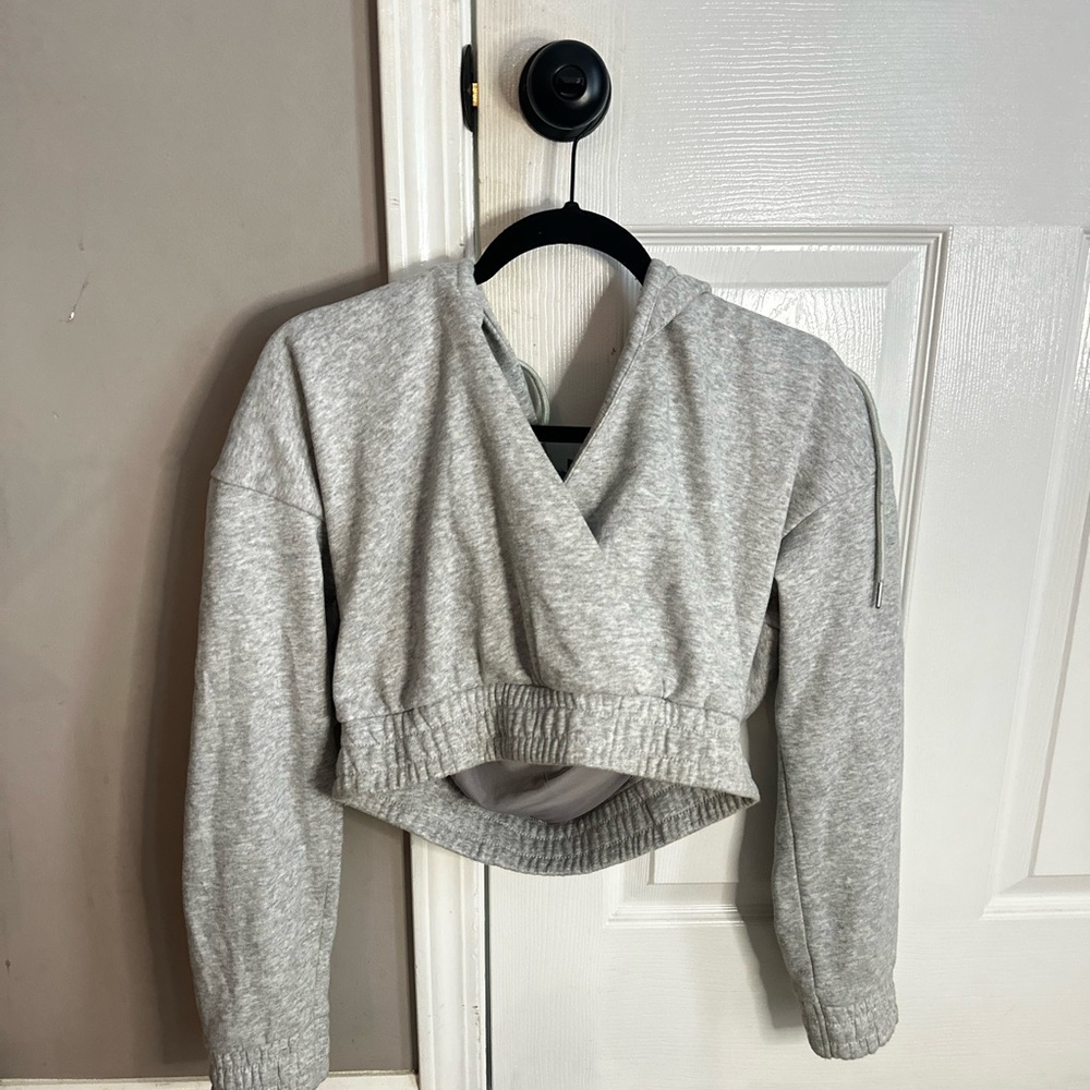Gray Cropped Hoodie from Jluxlabel.